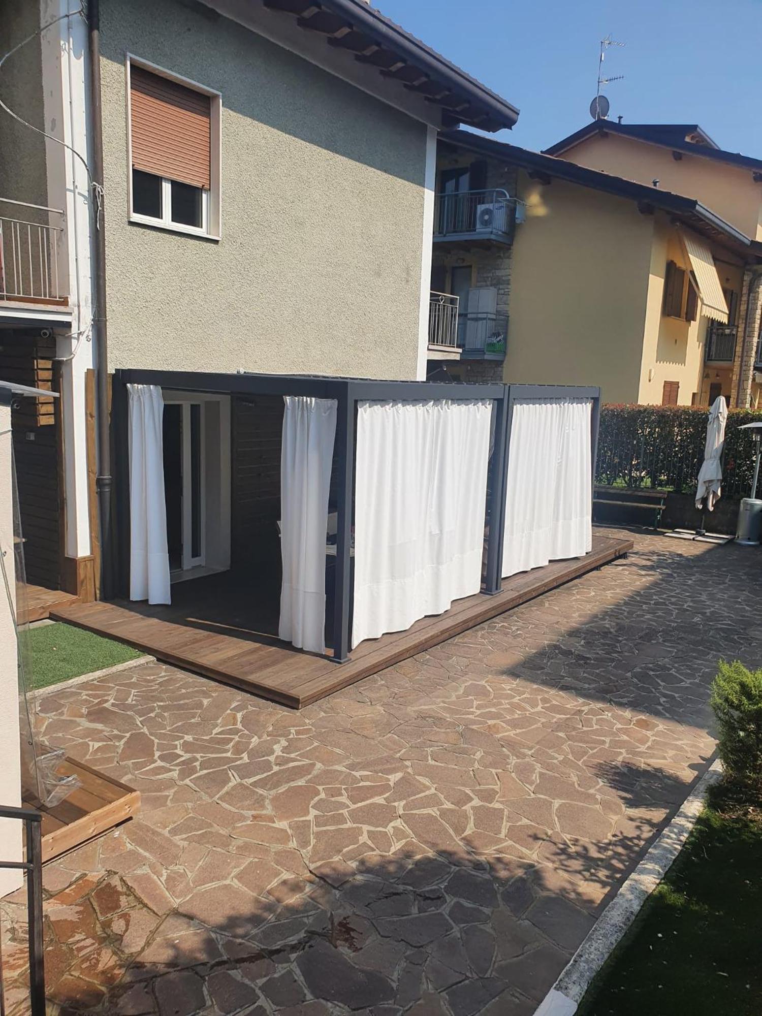 Отель Bergamo - La Casa Di Gianna Нембро Экстерьер фото