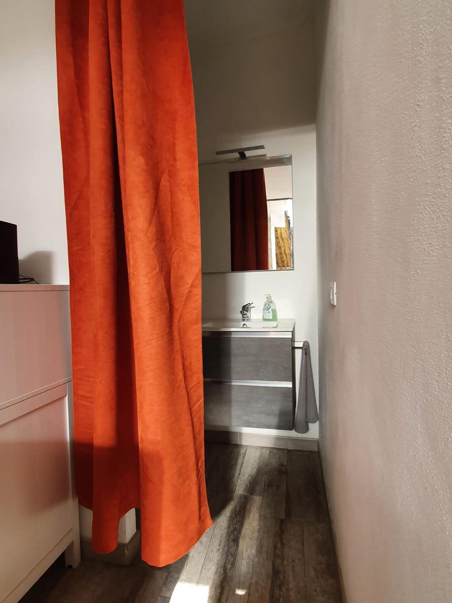 Отель Bergamo - La Casa Di Gianna Нембро Экстерьер фото